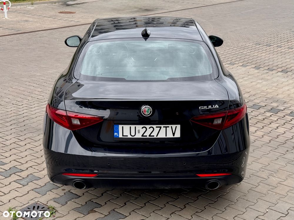 Alfa Romeo Giulia 2.0 Turbo 16V AT8 Veloce - 5