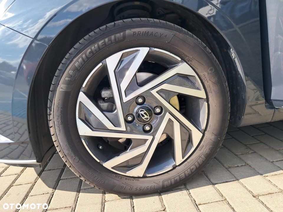 Hyundai i20 - 19