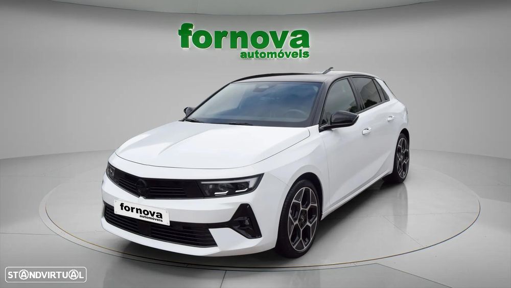 Opel Astra 1.2 T GS Line Aut. - 1