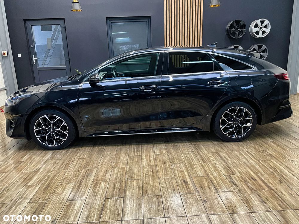 Kia ProCeed 1.5 T-GDI GT Line - 12