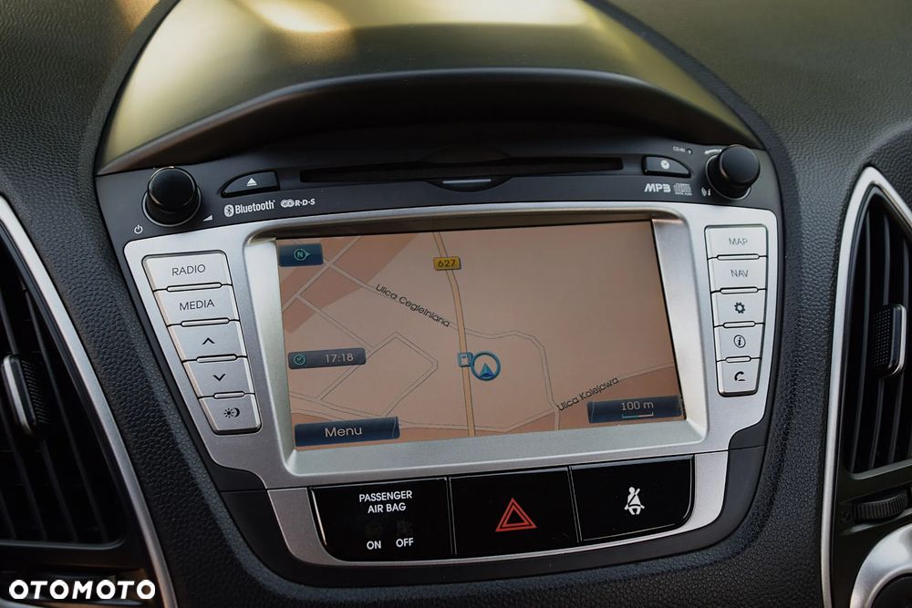 Hyundai ix35 2.0 CRDi 4WD Automatik Premium - 29