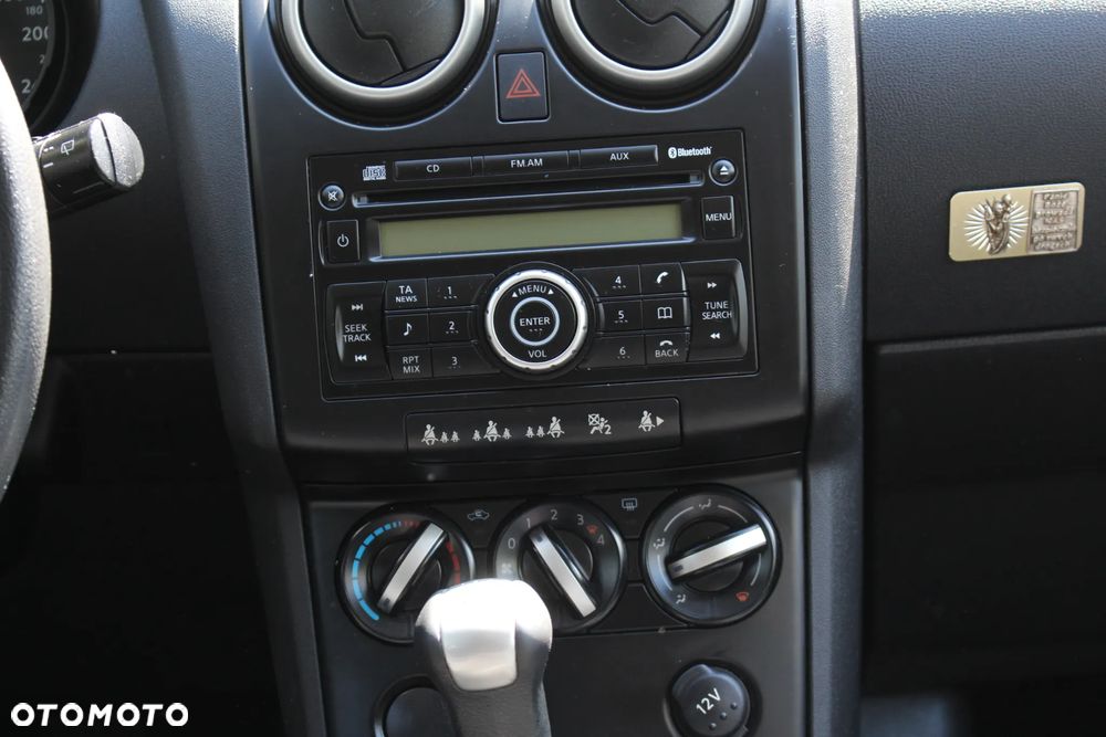Nissan Qashqai 1.6 visia - 14
