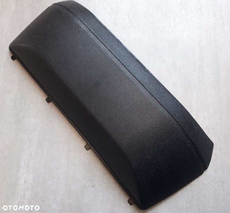 NOWA KIESZEŃ TAPICERKA DRZWI MERCEDES W114 W115