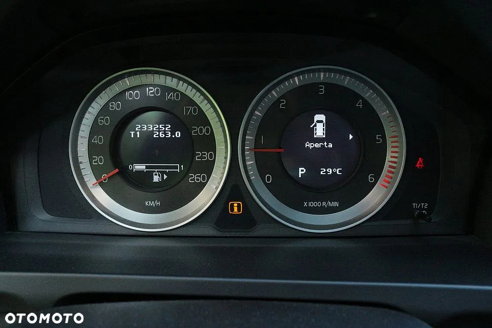 Volvo V60 D3 Geartronic Momentum - 27