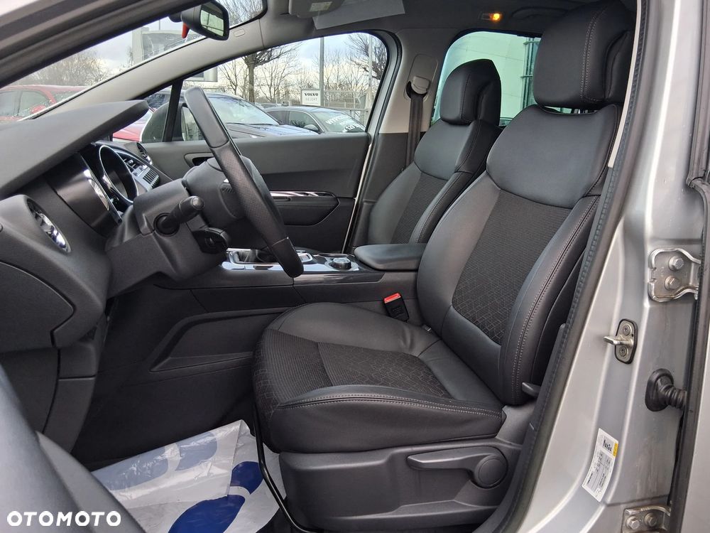 Peugeot 3008 1.6 THP Allure - 12