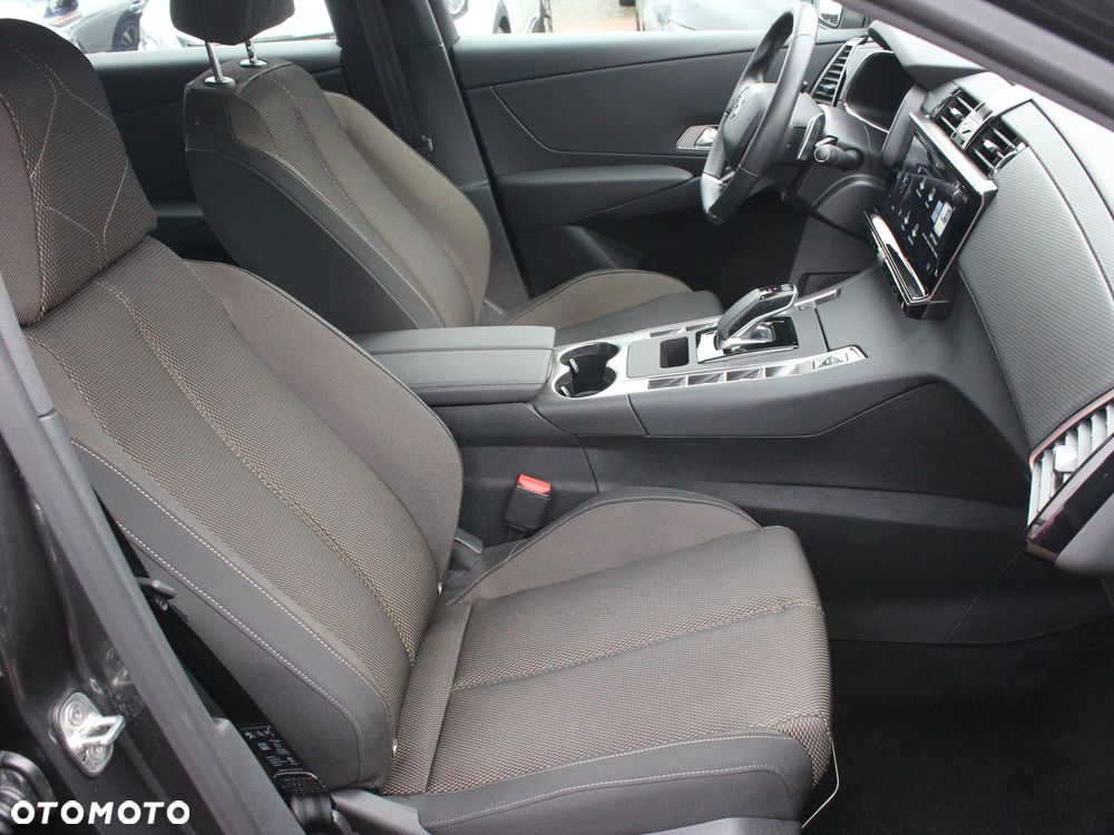 DS Automobiles DS 7 Crossback - 13