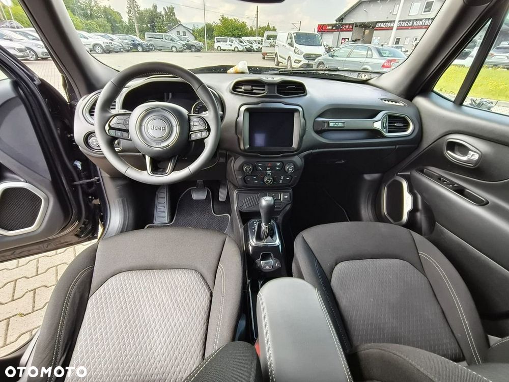 Jeep Renegade - 11