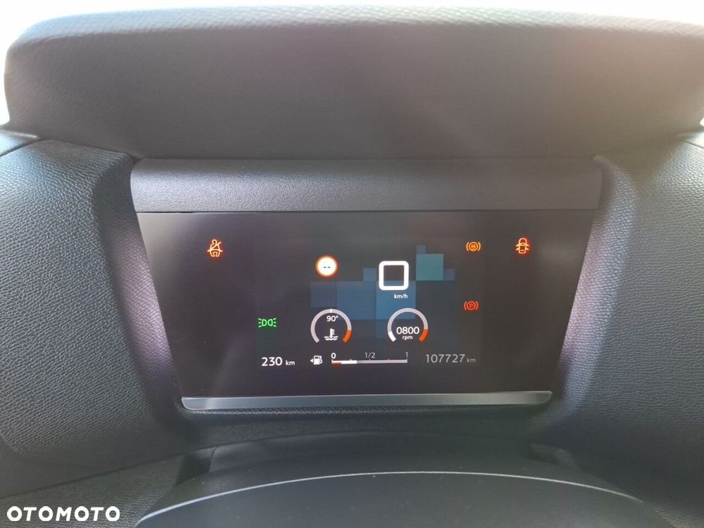 Citroën C4 1.2 PureTech Feel S&S - 19