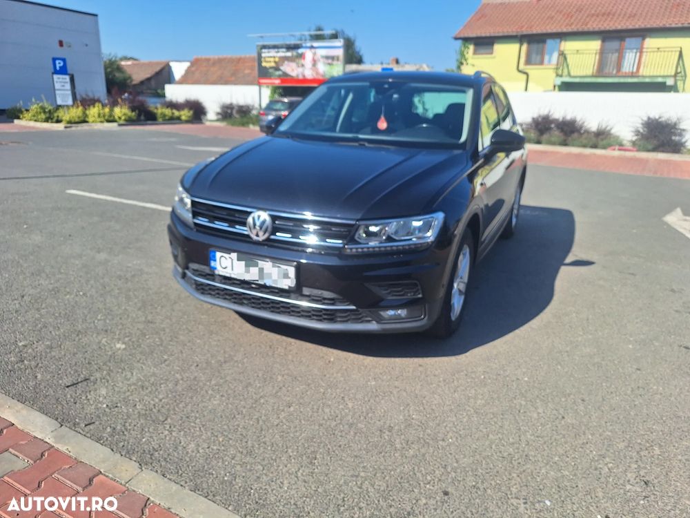 Volkswagen Tiguan - 8