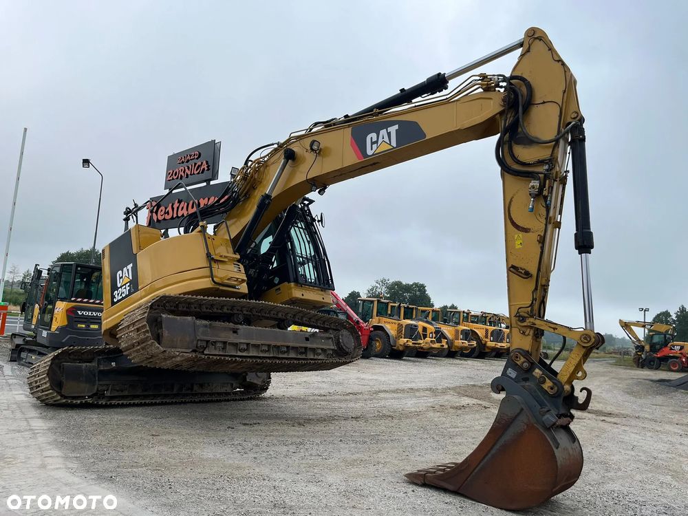 Caterpillar 325FLCR - 6