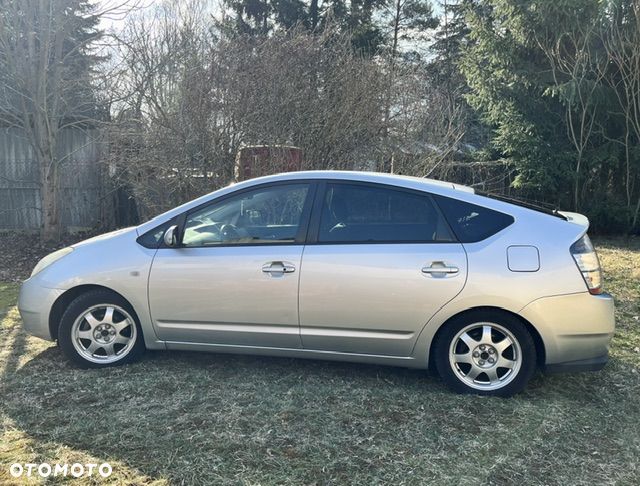 Toyota Prius 1.5 VVT-i Sol - 5