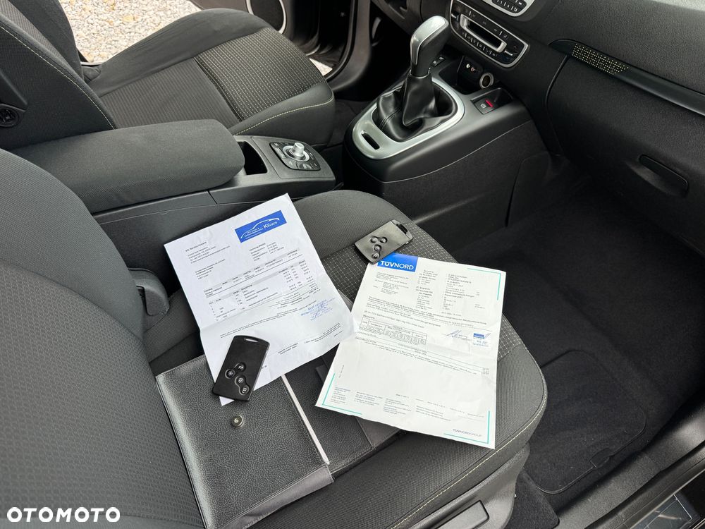 Renault Scenic - 26