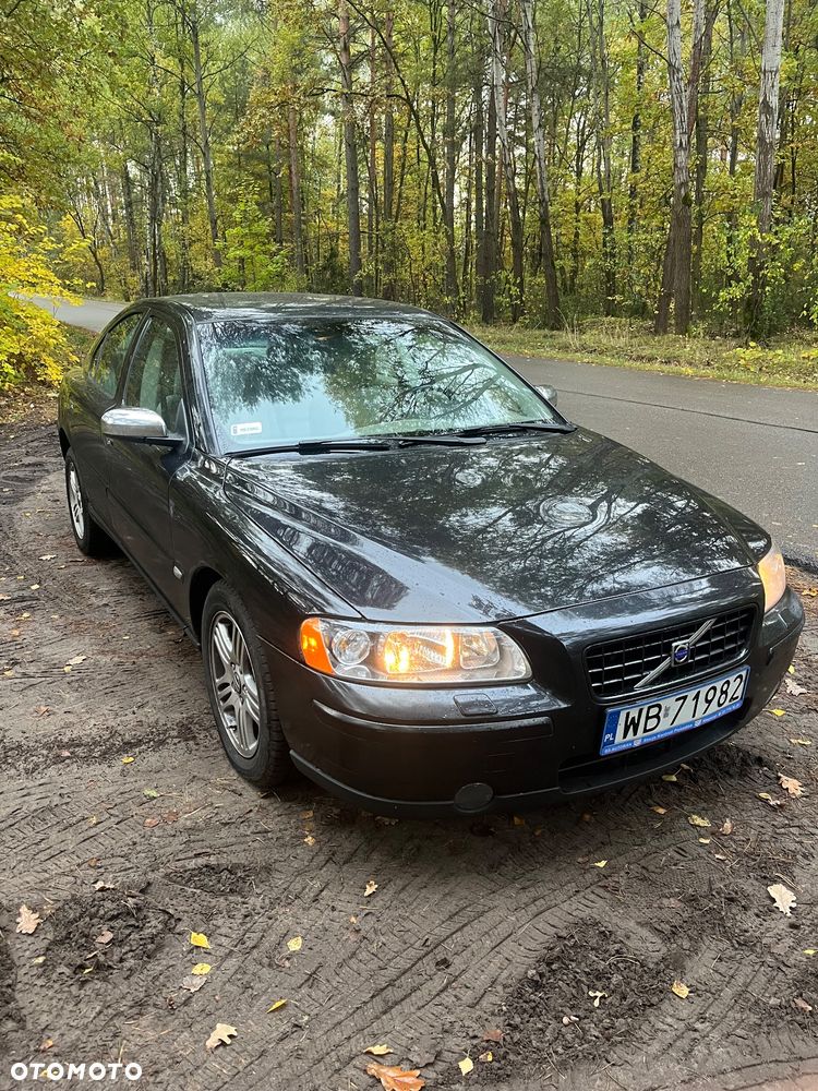 Volvo S60 2.5T AWD Rubin - 1