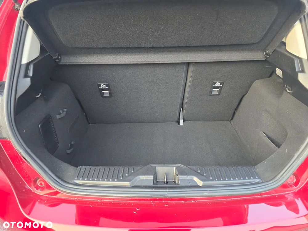 Ford Fiesta 1.1 Titanium - 12