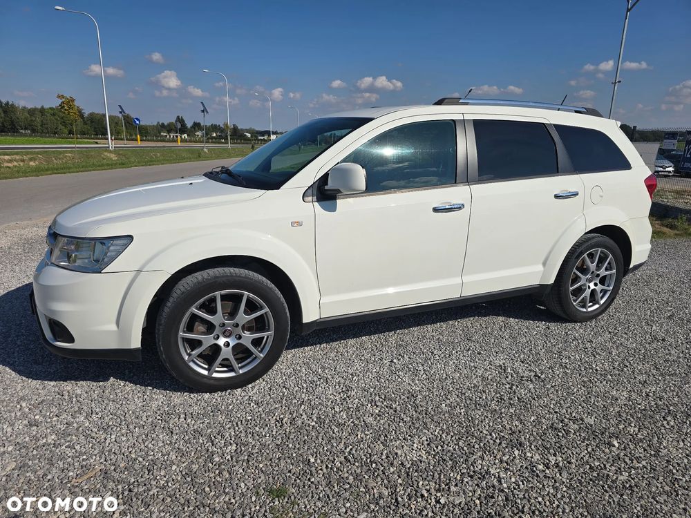 Fiat Freemont 2.0 Multijet 16V DPF Automatik Allrad Lounge - 3