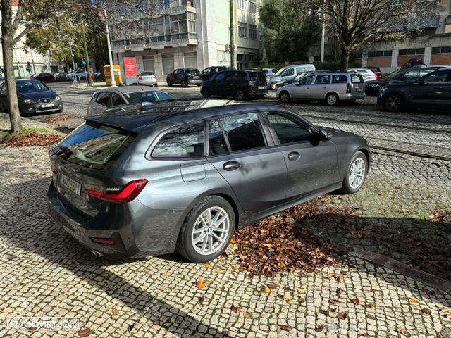BMW 318 d Ultimate Auto - 32