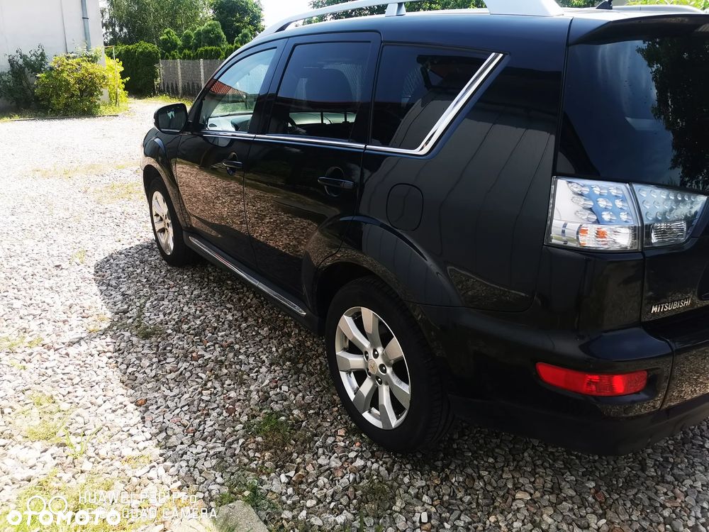 Mitsubishi Outlander 2.0 DID Intense + - 8