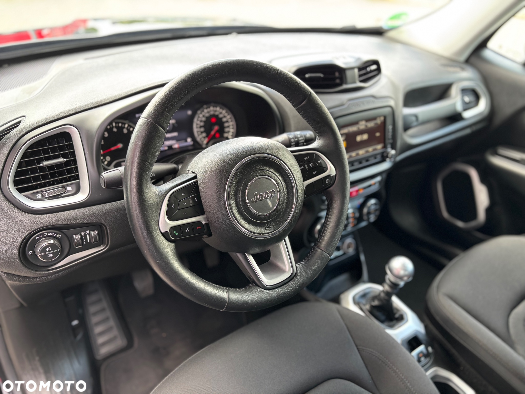 Jeep Renegade 1.4 MultiAir Limited FWD S&S - 16