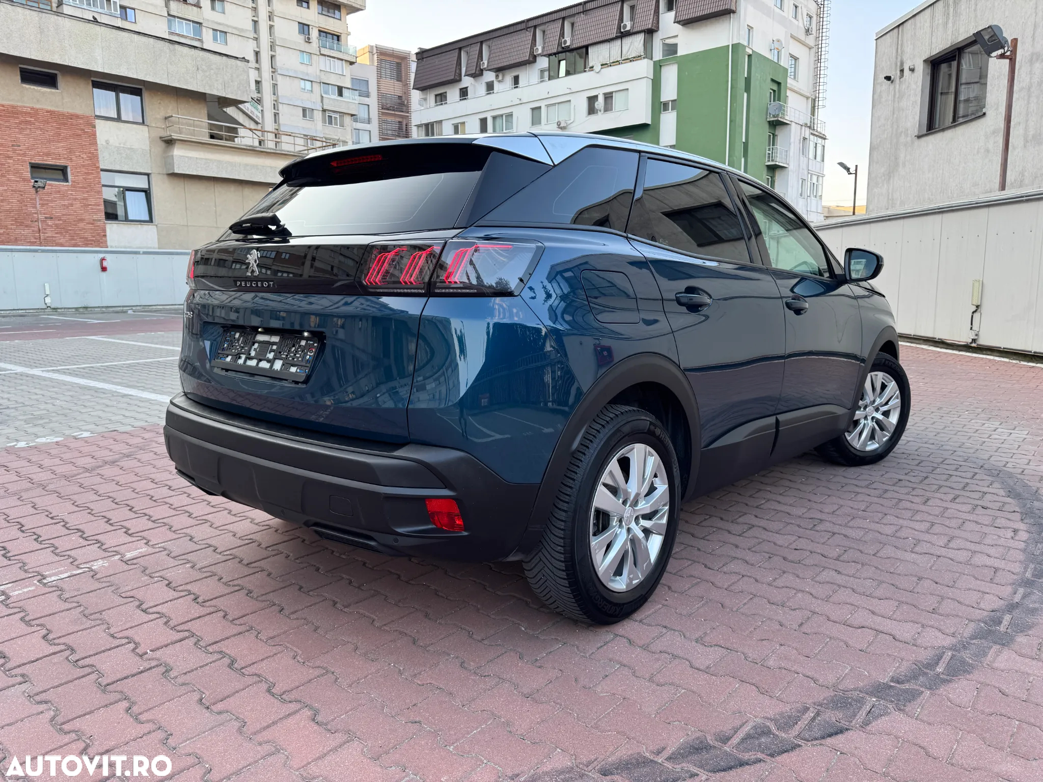 Peugeot 3008 PureTech 130 Stop & Start GPF EAT8 Active Business-Paket - 34