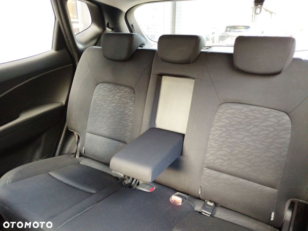Hyundai ix20 1.6 Premium - 16