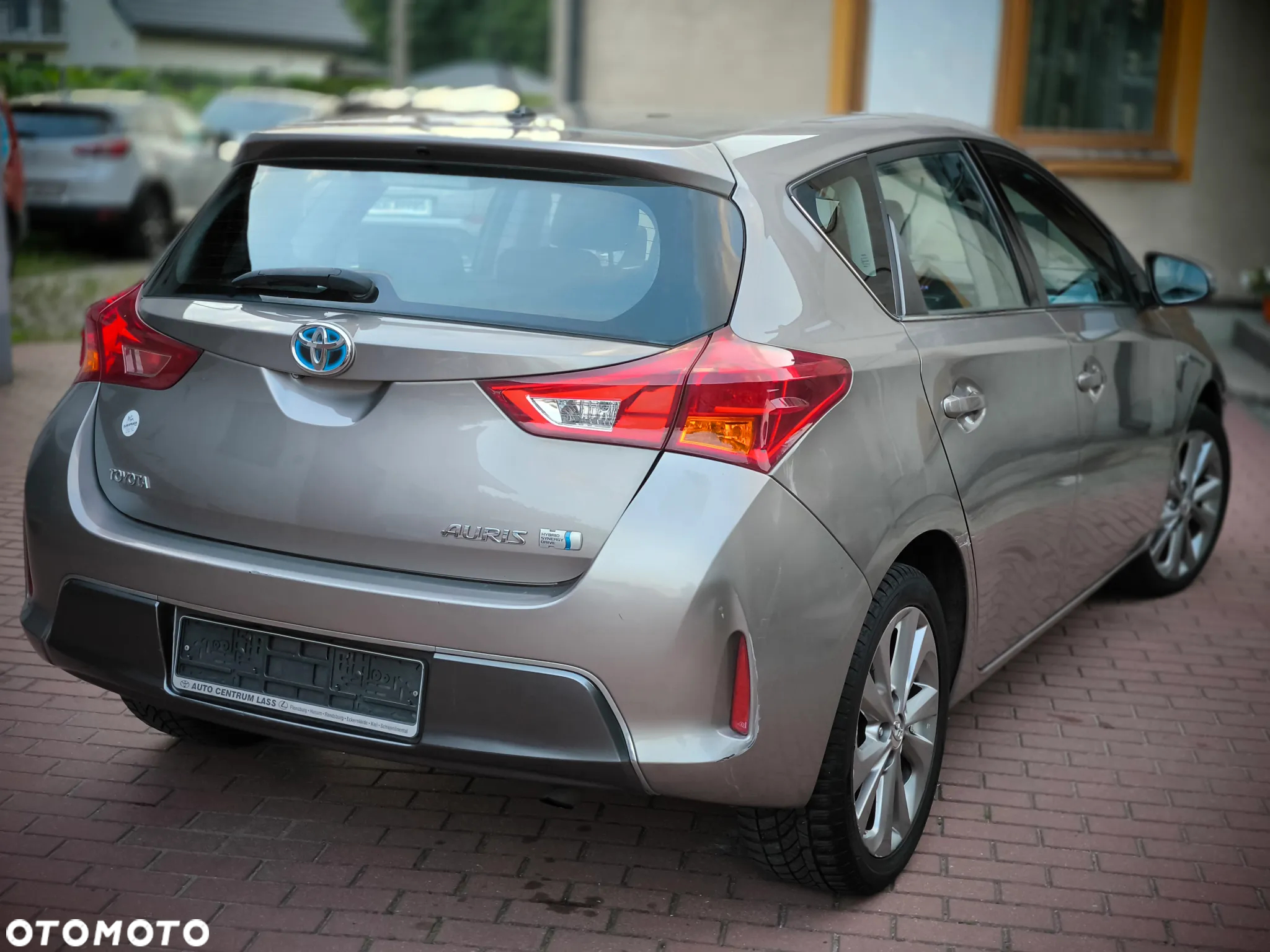 Toyota Auris 1.8 VVT-i Hybrid Automatik Style Selection - 4