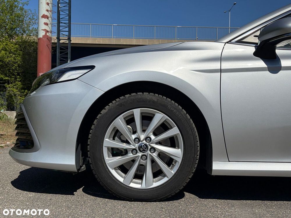 Toyota Camry 2.5 Hybrid Comfort CVT - 8