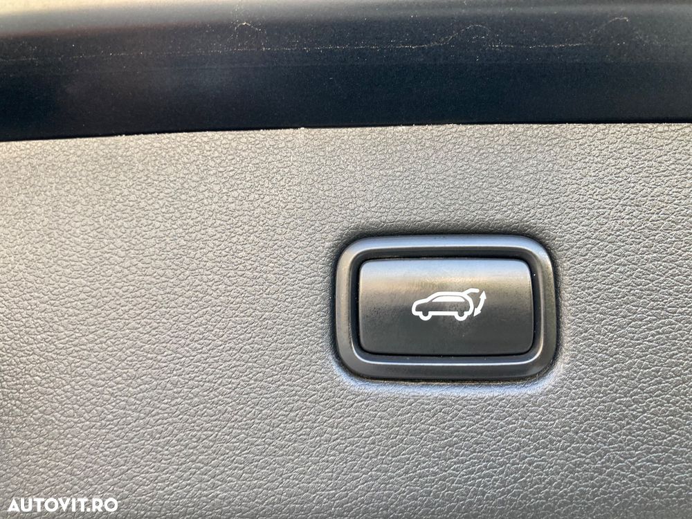 Hyundai Tucson 2.0 CRDI 4WD Premium - 34