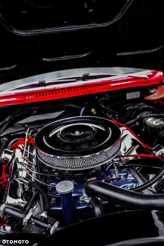 Oldsmobile Toronado - 10