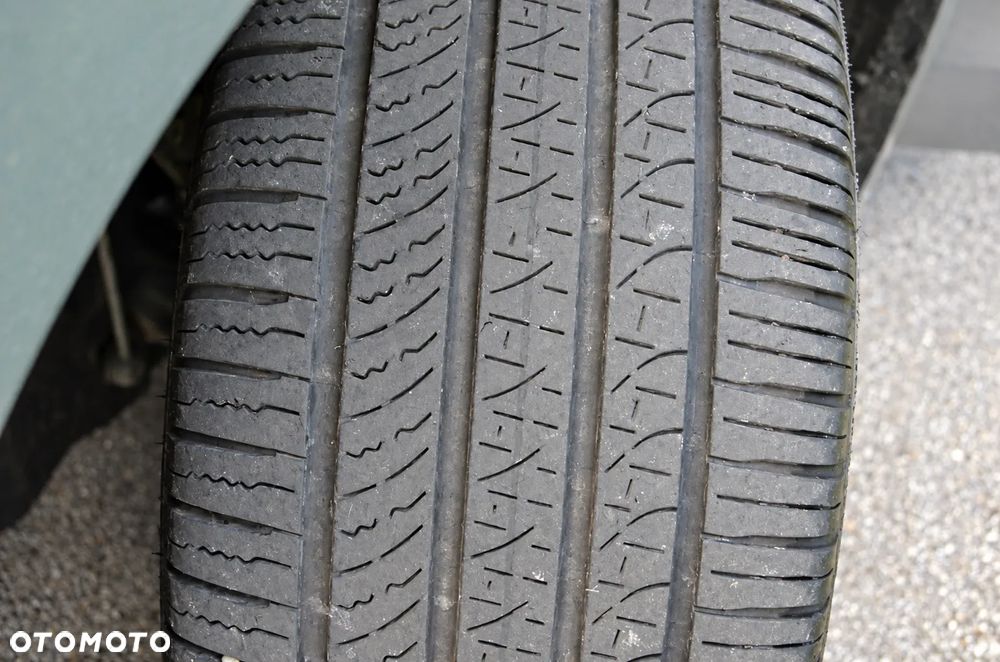 Chrysler Pacifica - 14