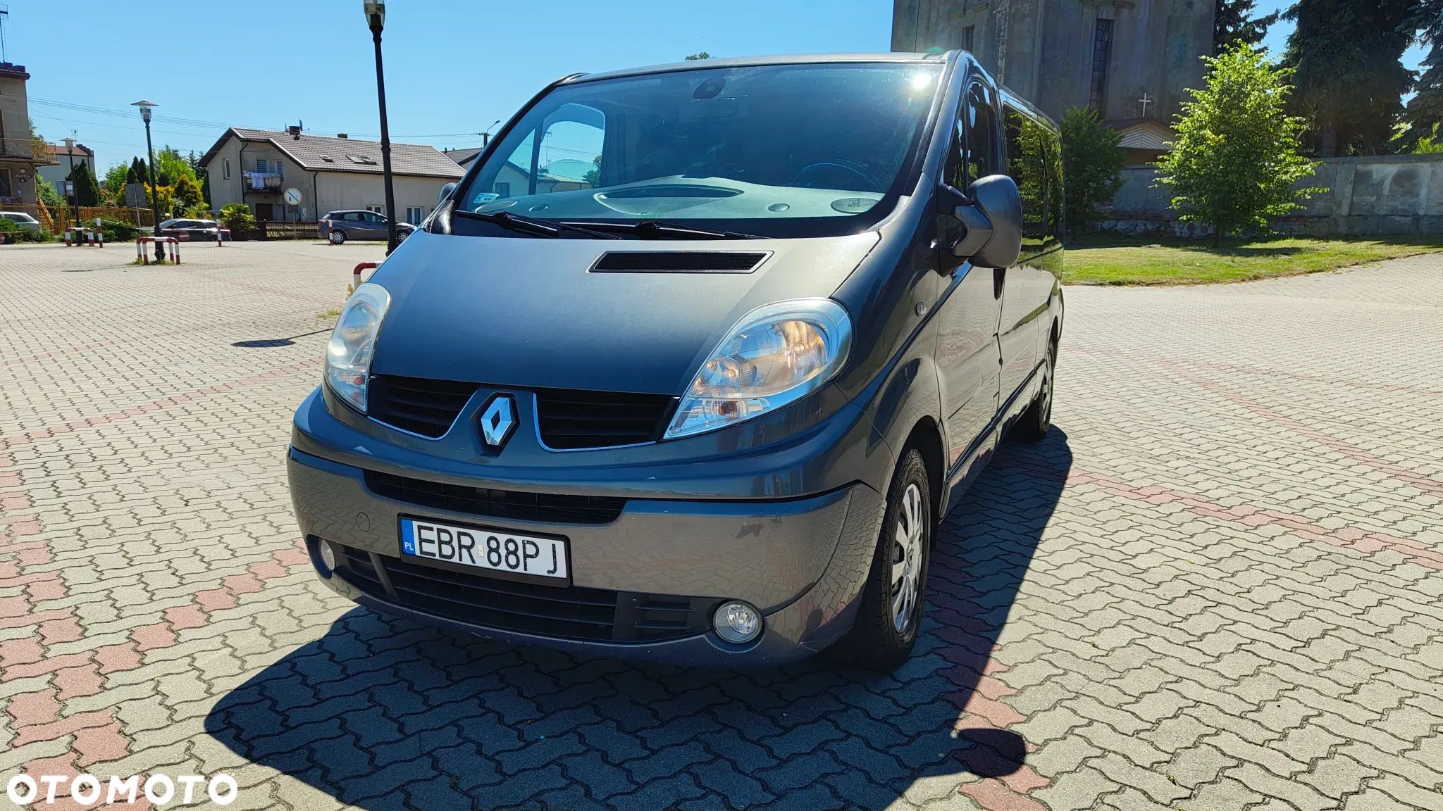 Renault Trafic L2H1 - 1