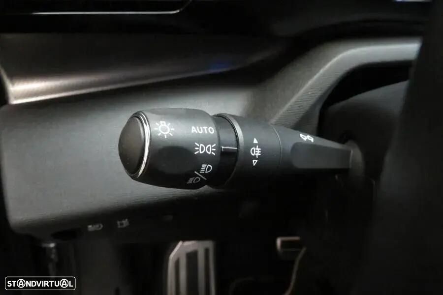 Peugeot 308 1.6 Hybrid GT e-EAT8 - 9