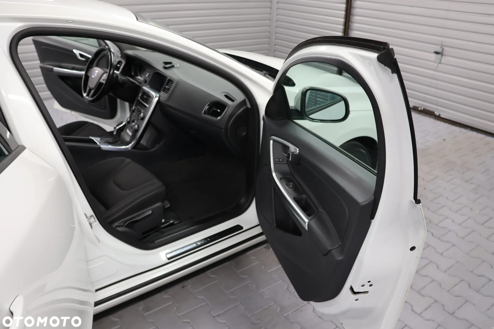 Volvo V60 - 11