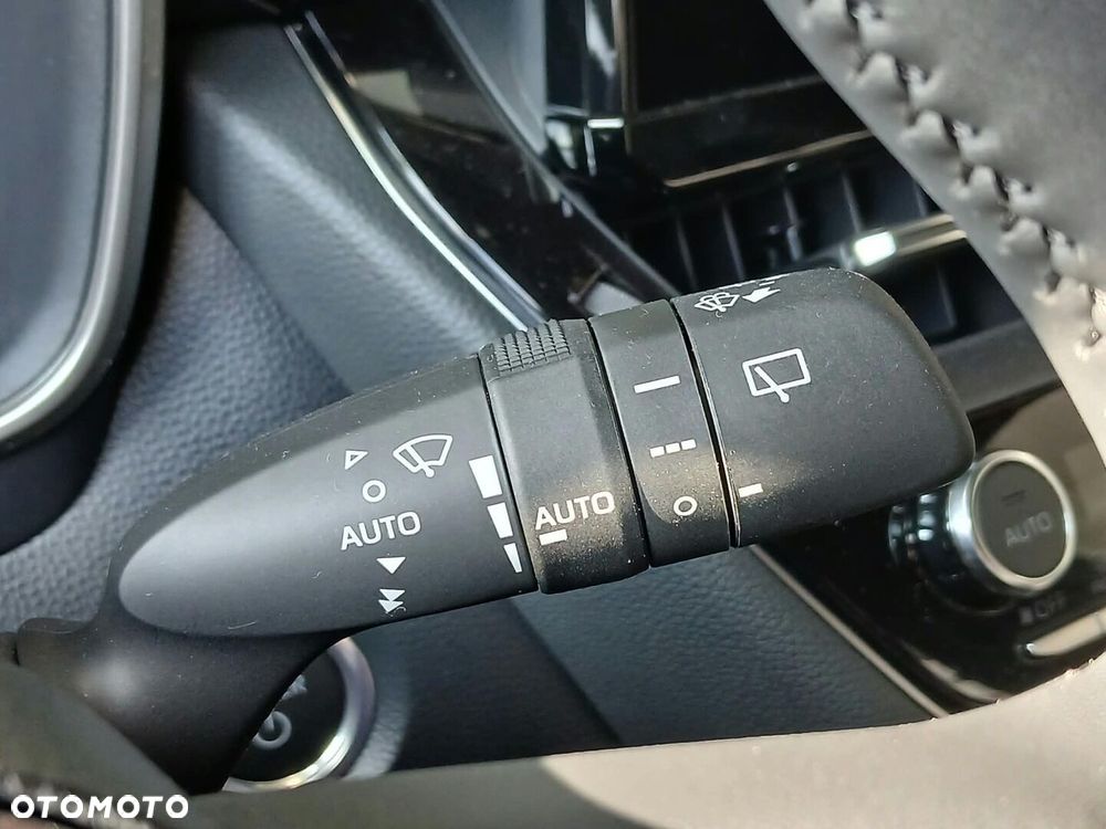 Toyota Corolla 1.8 Hybrid Style - 20
