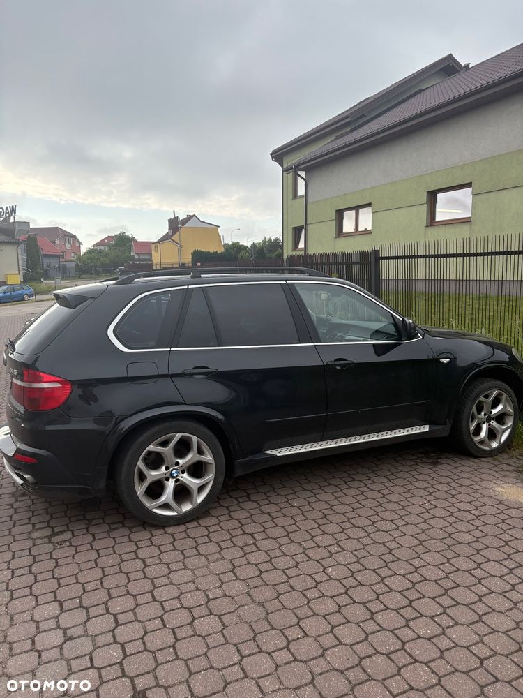 BMW X5 4.8i xDrive - 2
