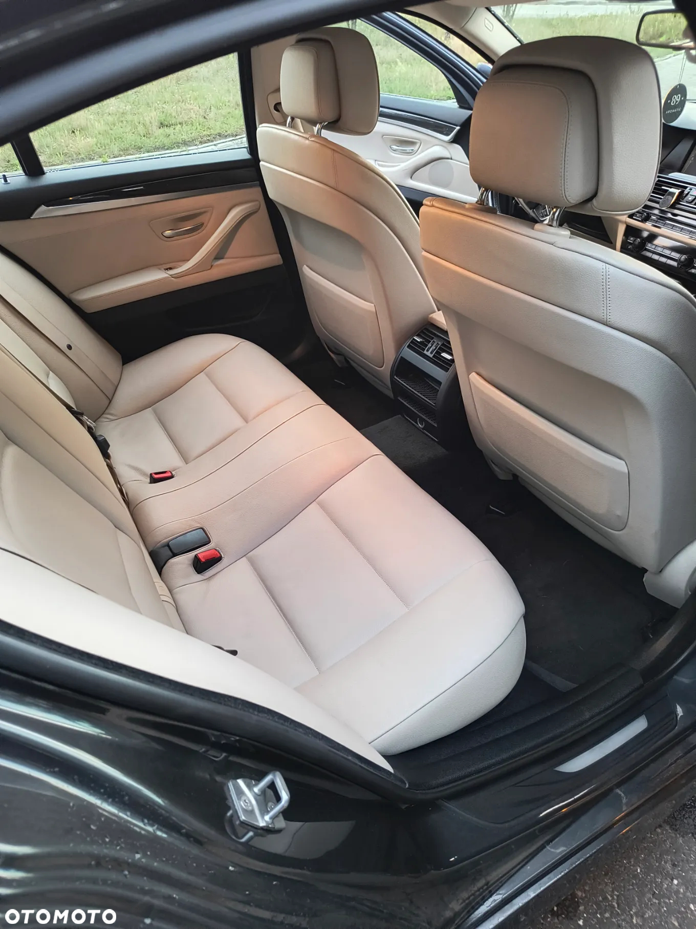 BMW Seria 5 528i xDrive - 8