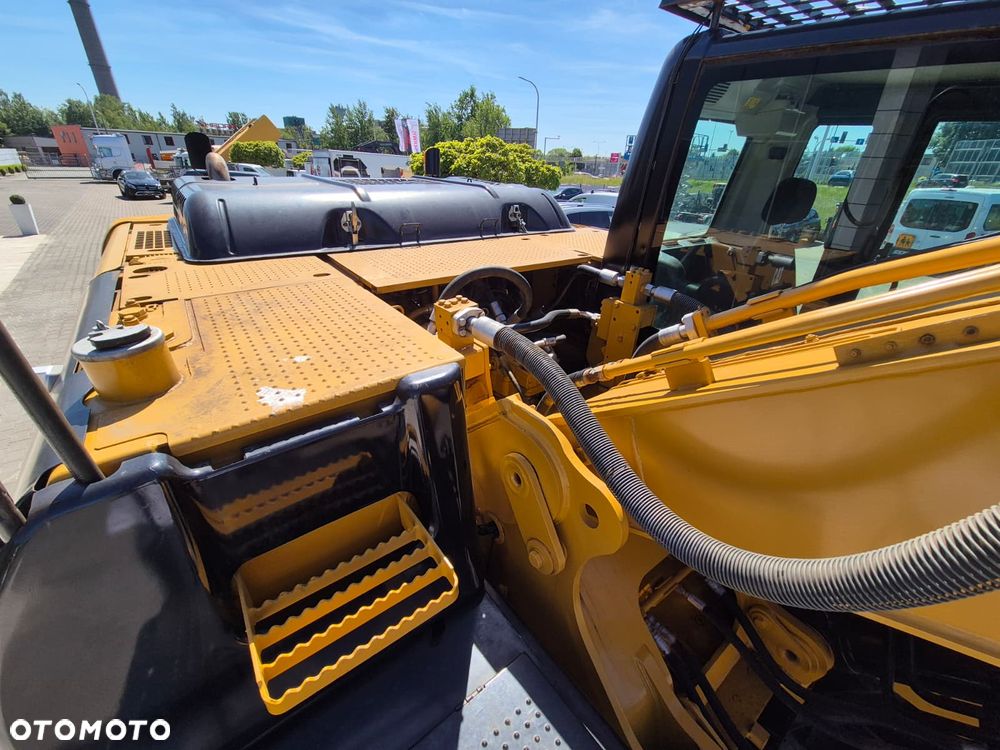 Caterpillar 330 D2L / KOPARKA GĄSIENICOWA / ODSWIEŻONA / 3 ŁYŻKI w ZESTAWIE + ZRYWAK / MOŻLIWOŚĆ TRANSPORTU EU / W PEŁNI SPRAWNA / KAMERY 360 / GPS - 30