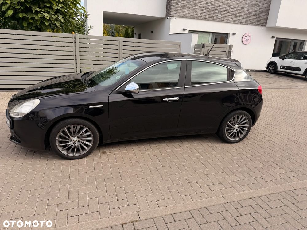 Alfa Romeo Giulietta 2.0 JTDM Distinctive - 3
