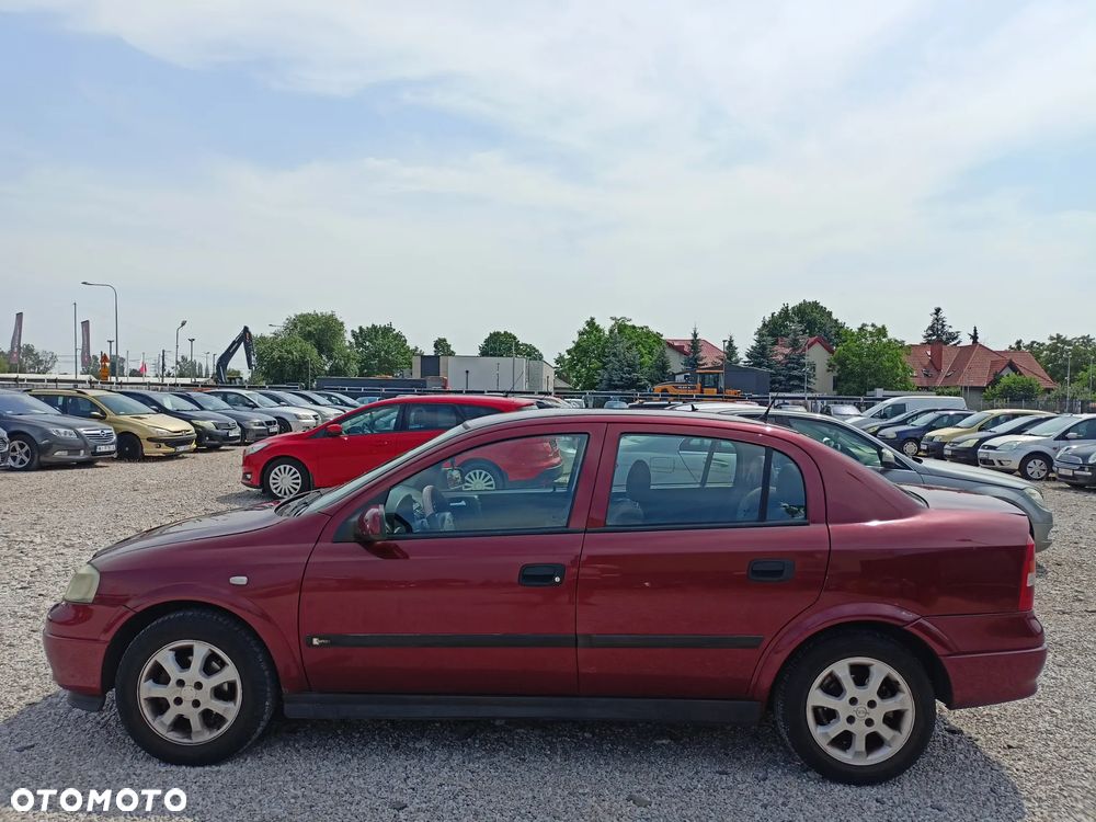 Opel Astra - 2