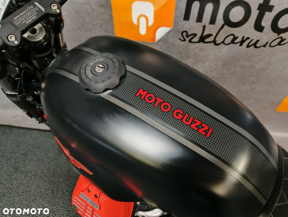 Moto Guzzi V7 - 17