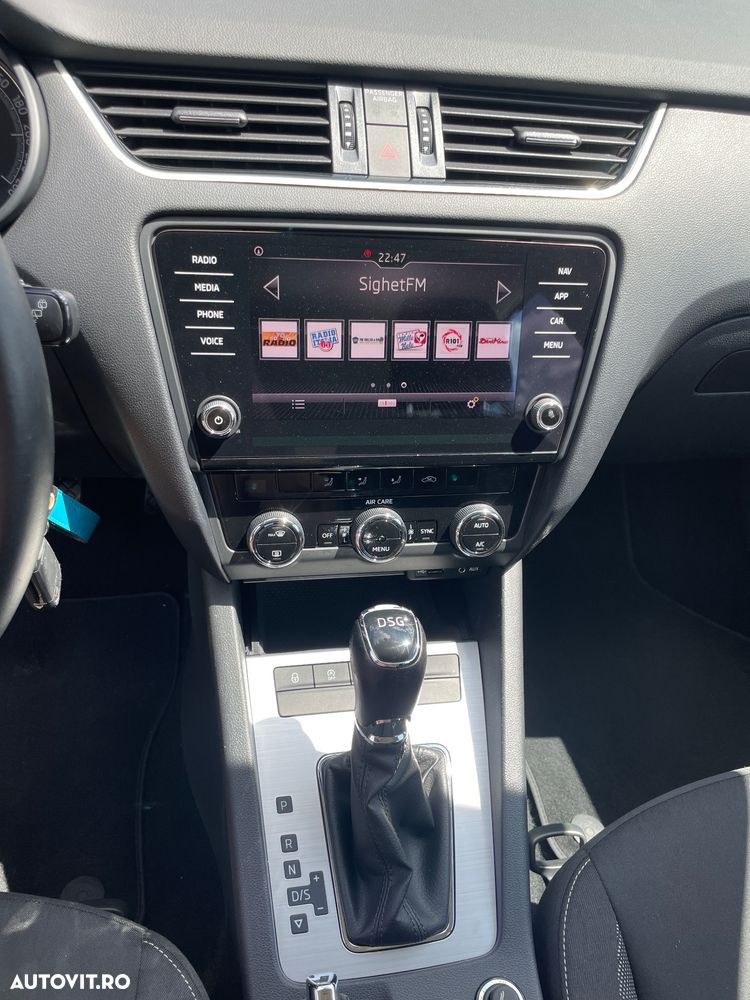Skoda Octavia 1.6 TDI DSG Style - 31