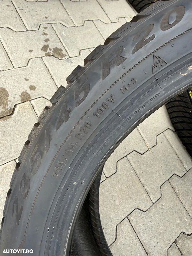 235 45 R20 PIRELLI IARNA - 4
