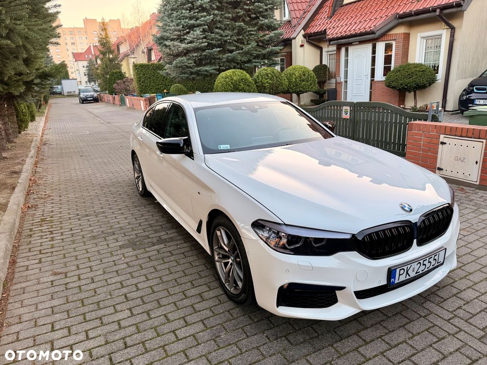 BMW Seria 5 518d M Sport - 4