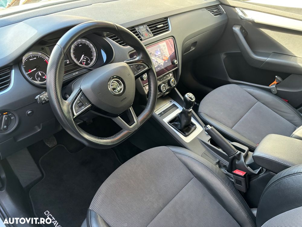 Skoda Octavia - 10
