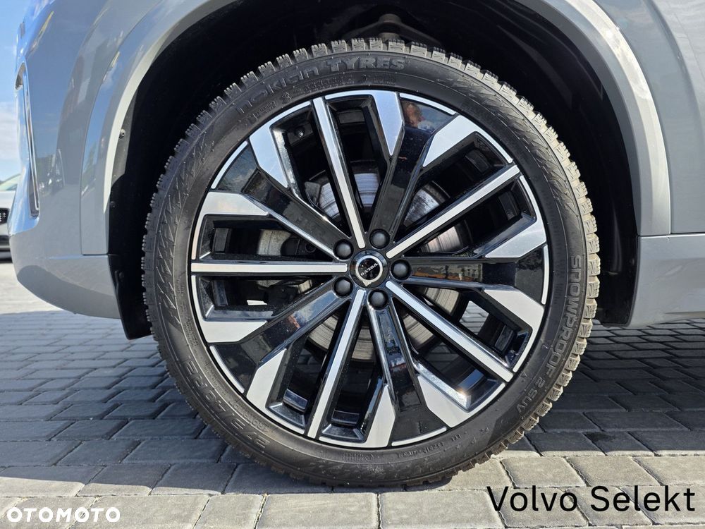 Volvo XC 90 - 40