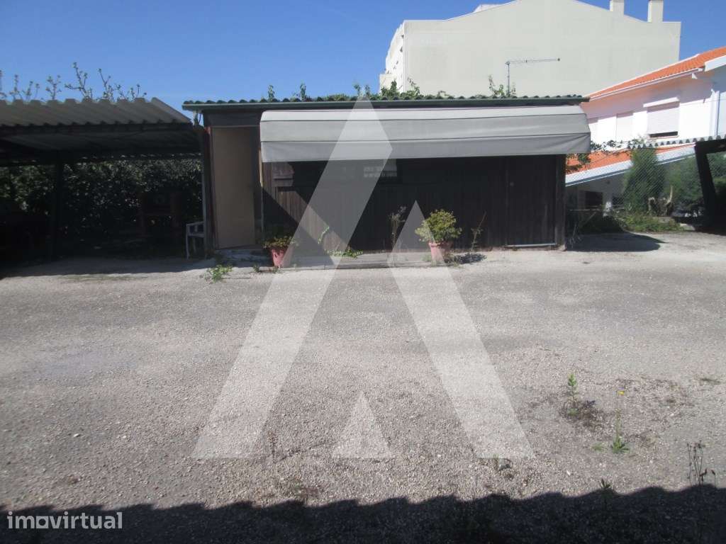 Terreno com 4070 m2 em excelente localização - Grande imagem: 3/7