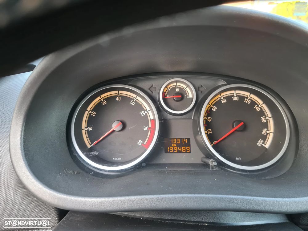 Opel Corsa 1.2 Cosmo - 2