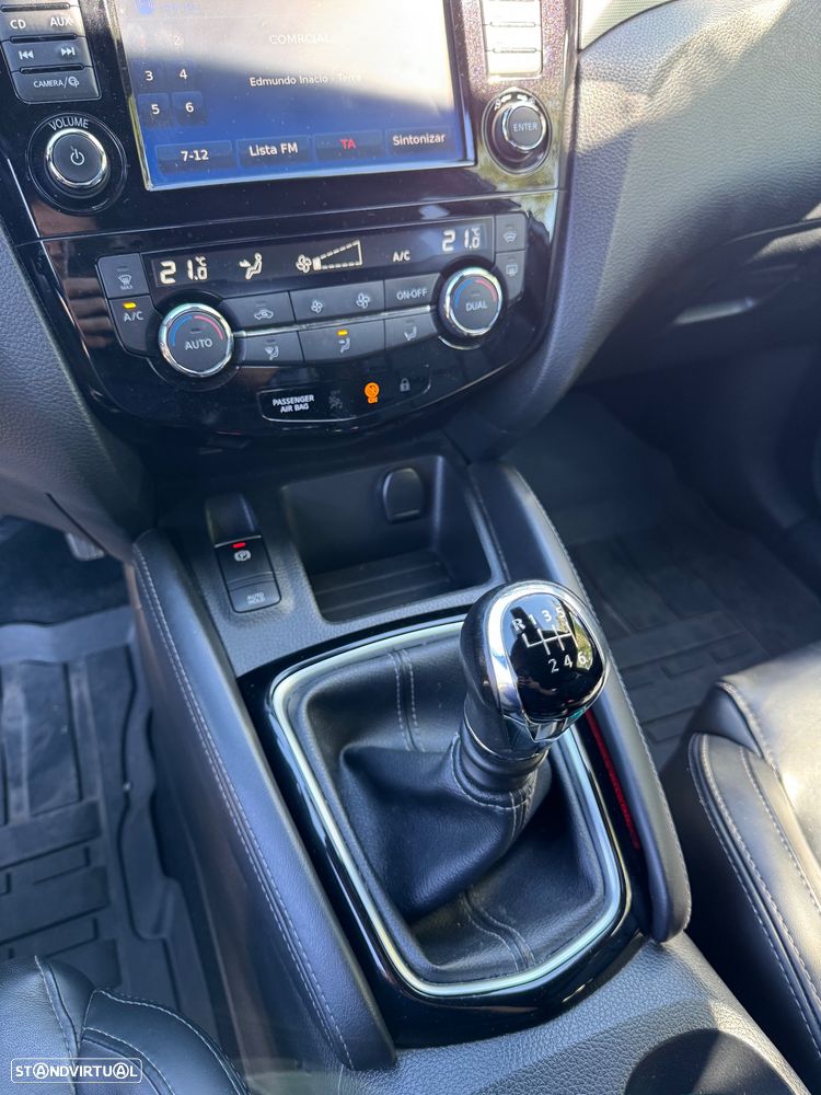 Nissan Qashqai 1.5 dCi Tekna Premium Bose+A+C - 32