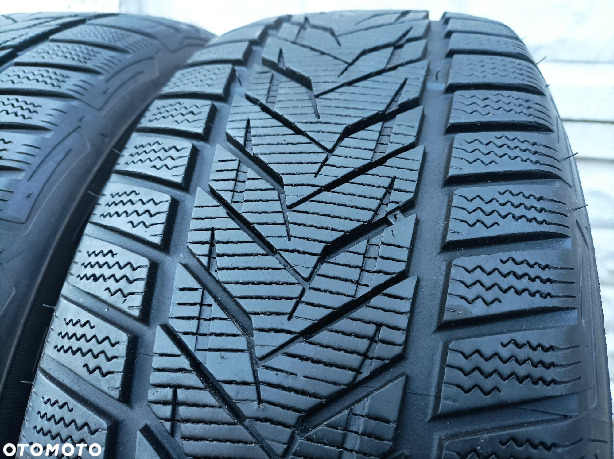 215/55R17 Vredestein Opony Zimowe 2szt. 7mm - 2