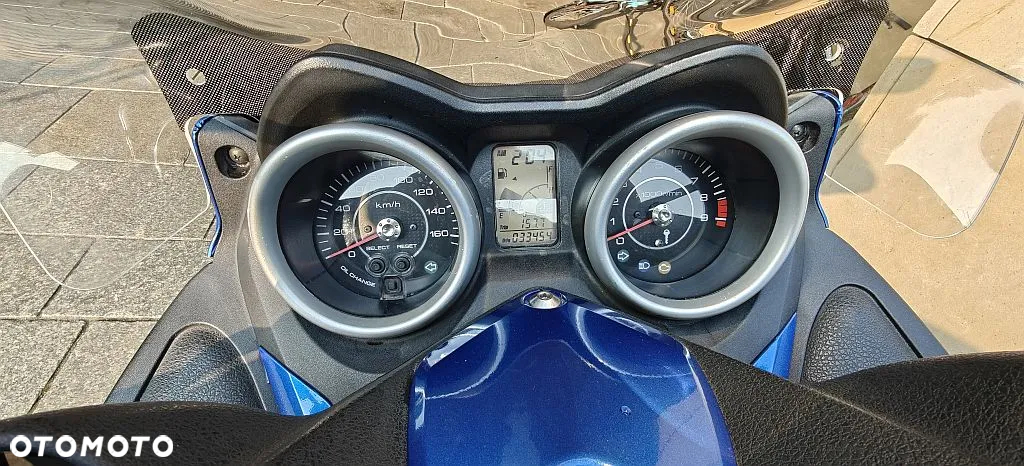 Yamaha X-max - 7