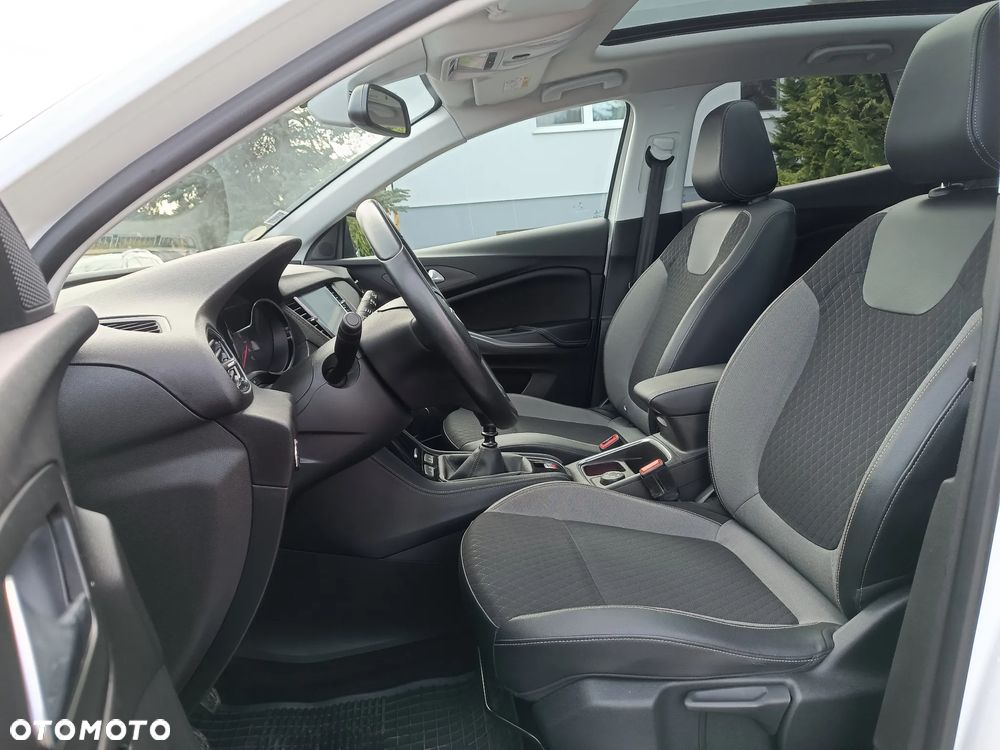 Opel Grandland X 1.6 D Start/Stop INNOVATION - 17